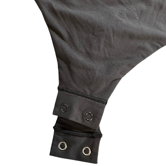 SKIMS NEW Fits Everybody Long Sleeve Crew Neck Bodysuit Onyx Black Medium NWOT - Picture 7 of 8